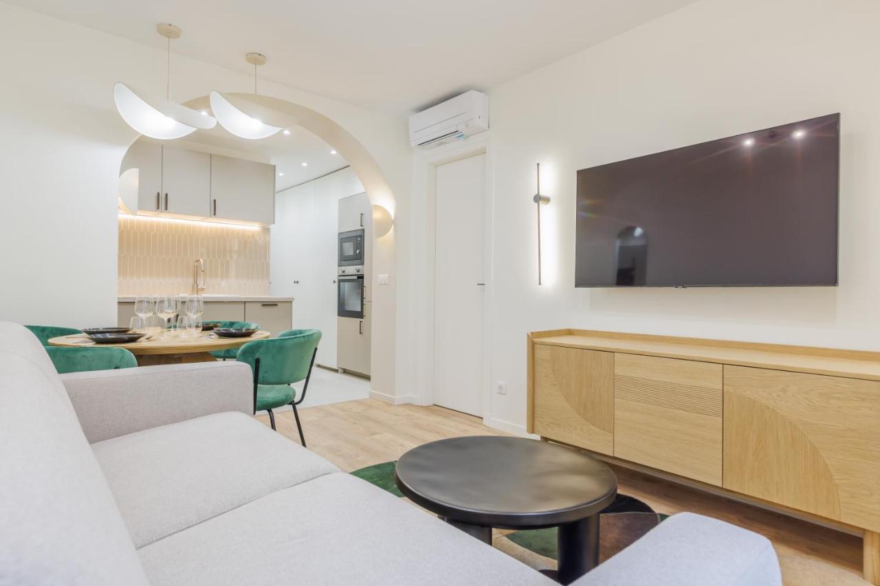 Modern Apartment Near Montmartresacre Coeur パリ エクステリア 写真